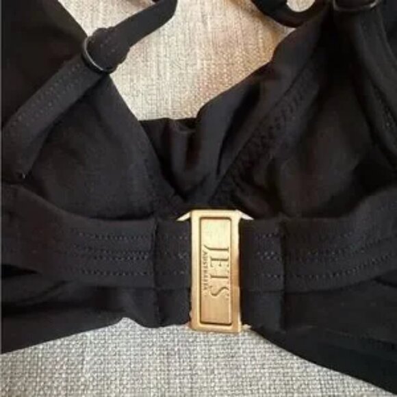 Jets Australia Jetset Cross Over Top D-DD cup (size 6) NWT - Picture 6 of 6